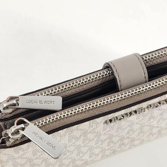 Michael Kors Logo Jet Set Double Zip Wristlet - Picture 3 of 9